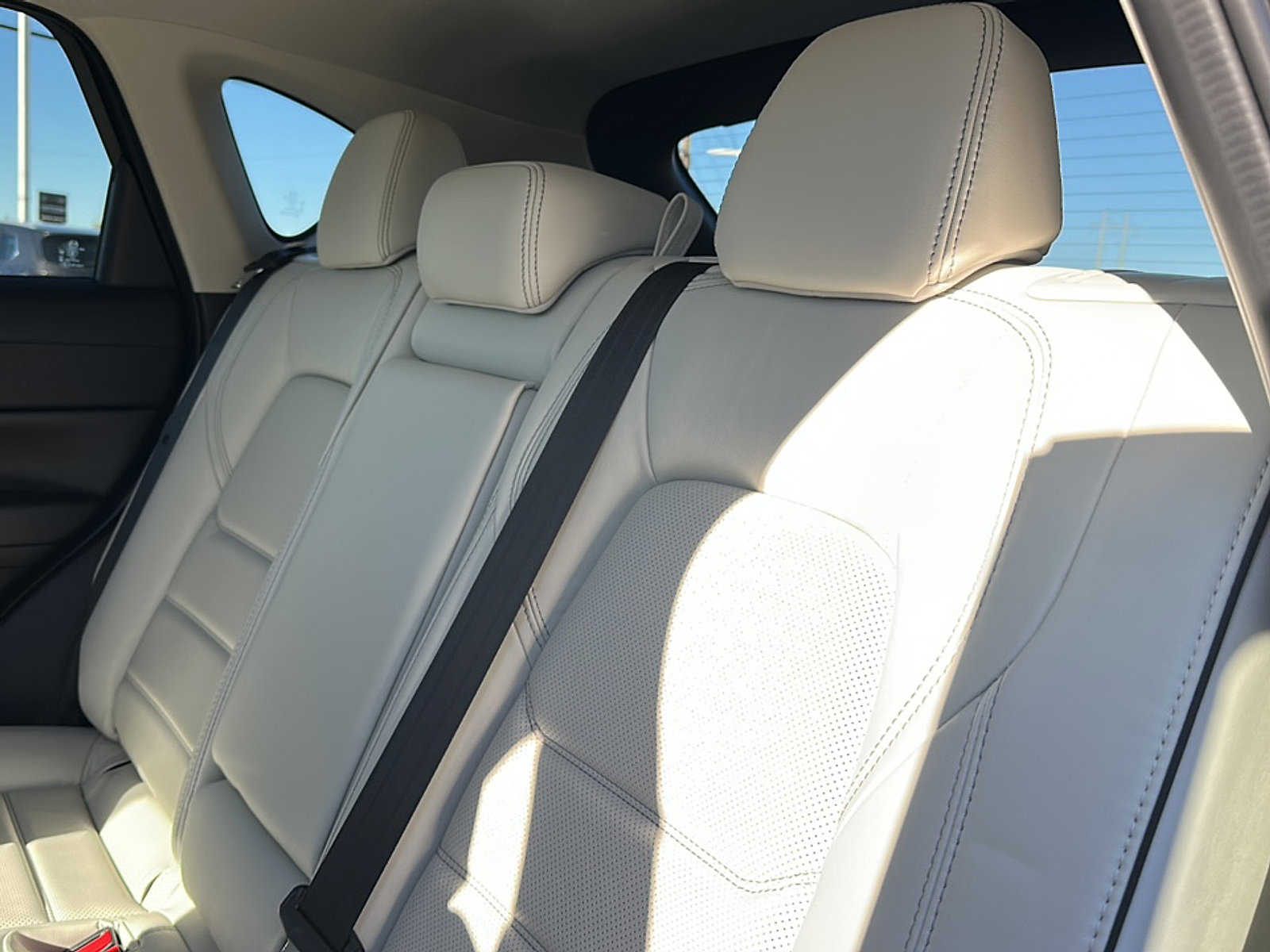 New 2025 MAZDA CX-5 AWD 2.5 S w/ Preferred Package image 16