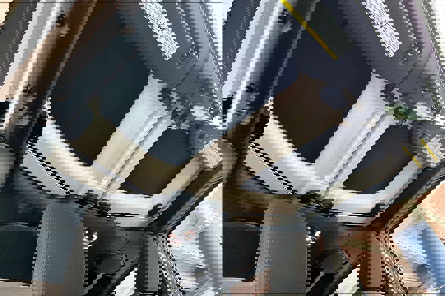 Used 2022 Jeep Wrangler Unlimited Sahara w/ Cold Weather Group AWD/4WD image 13