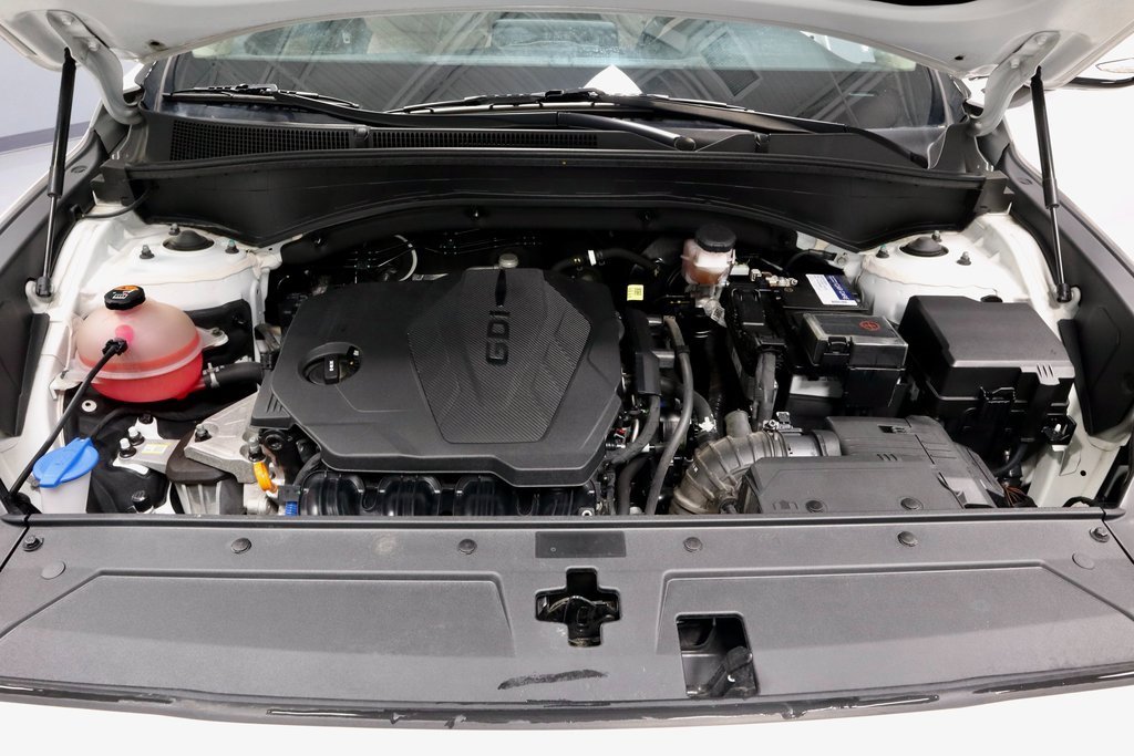 Certified 2023 Hyundai Santa Fe SEL image 18