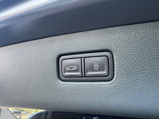 Certified 2025 Genesis GV80 3.5T Prestige AWD/4WD image 12