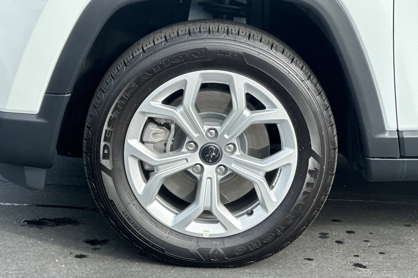 Used 2025 Jeep Compass Sport AWD/4WD image 28