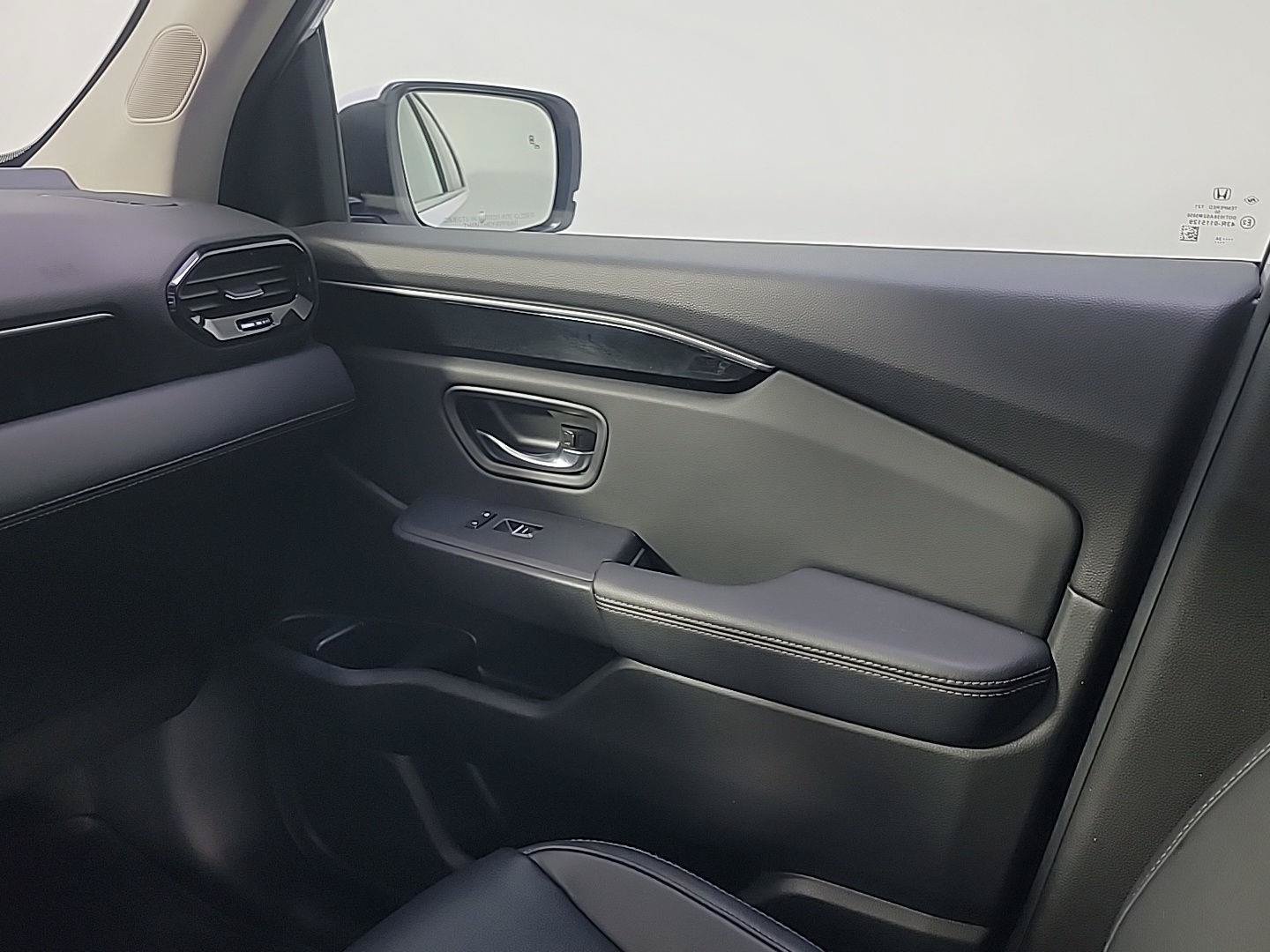 Certified 2025 Honda Pilot EX-L image 22