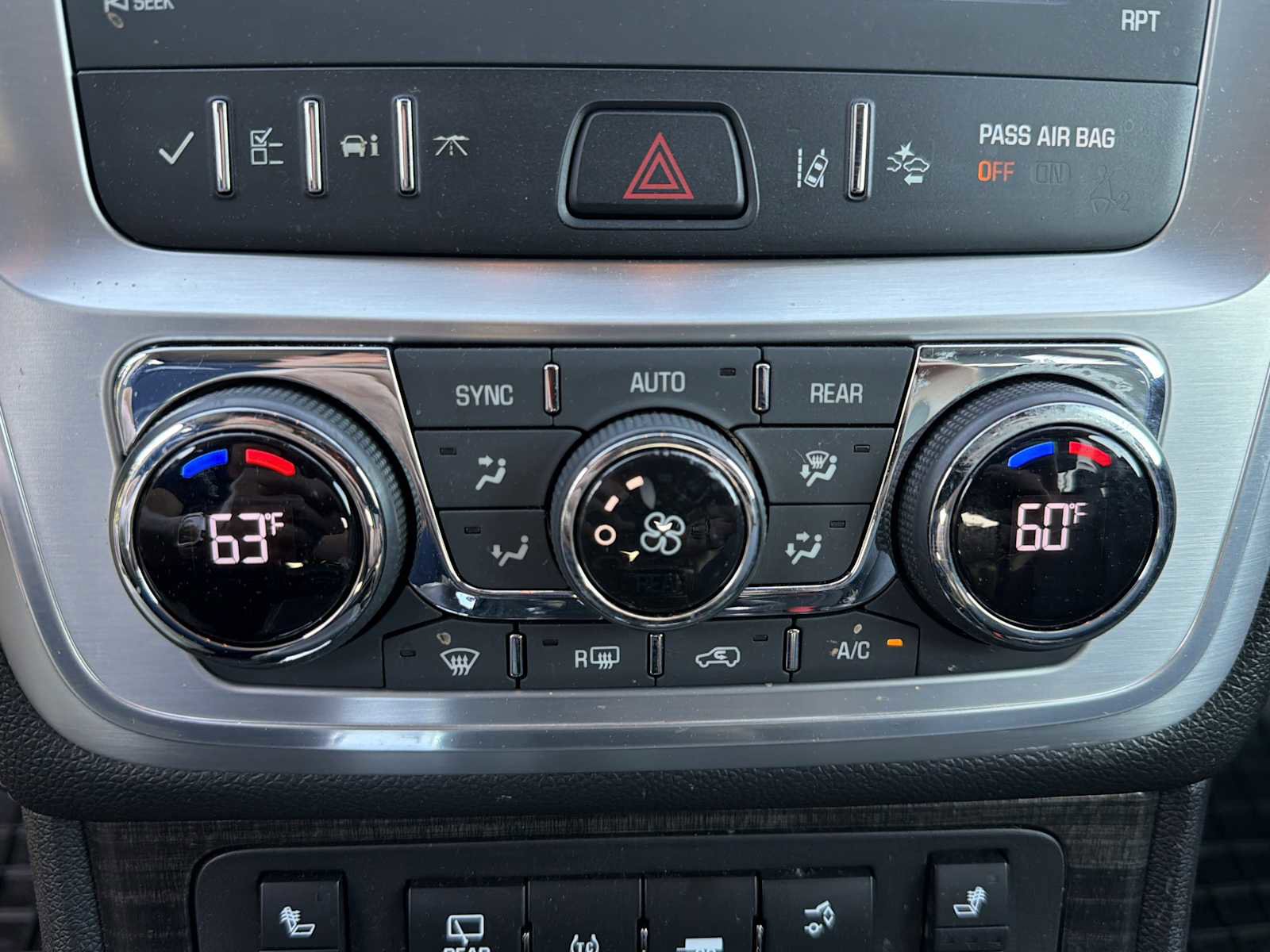 Used 2016 GMC Acadia SLT w/ Open Road Package image 8