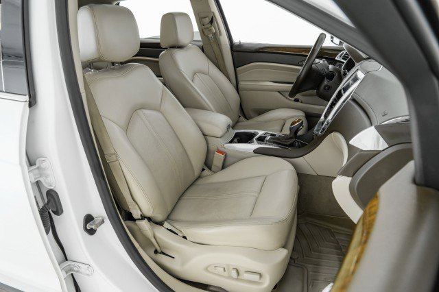 Used 2014 Cadillac SRX Luxury w/ Driver Awareness Package image 38
