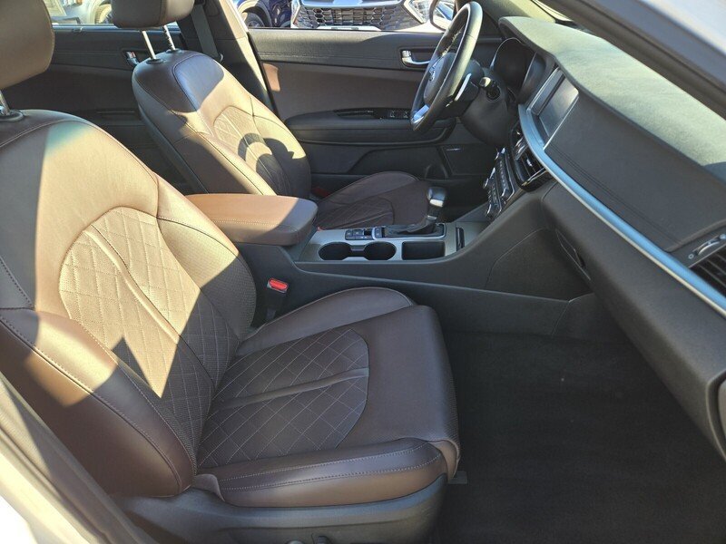 Used 2019 Kia Optima SX FWD image 17