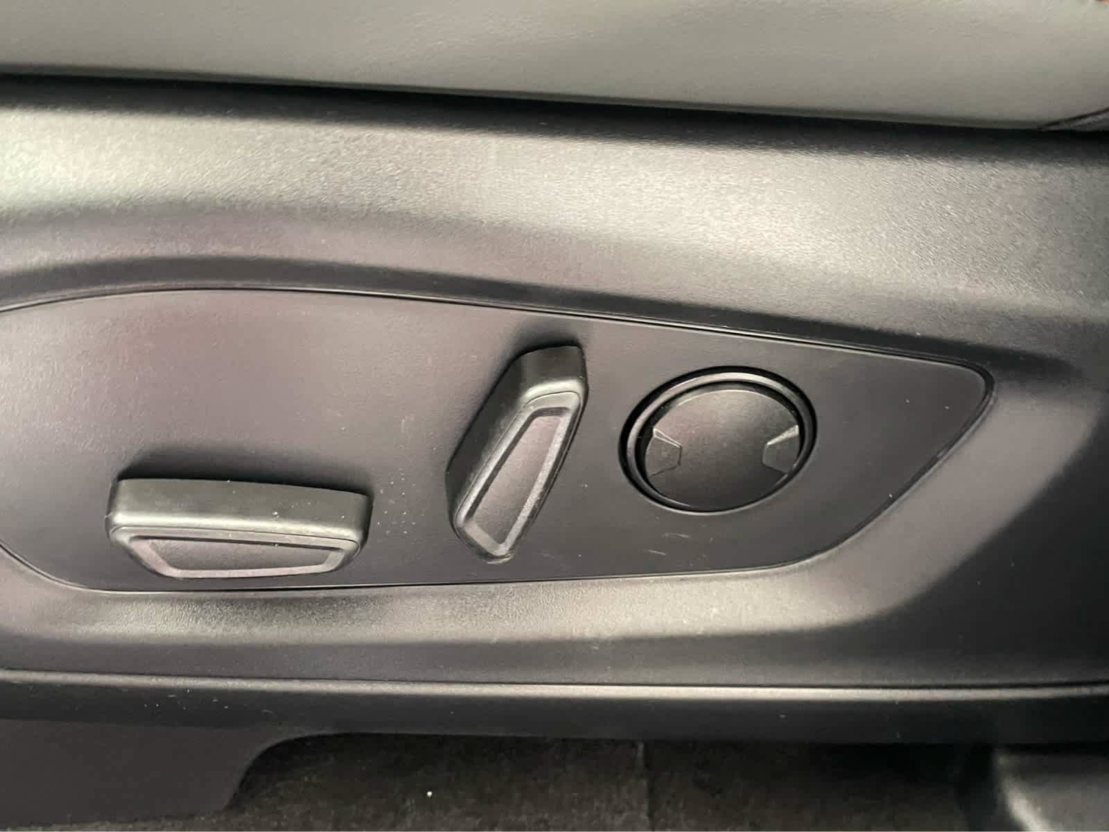 New 2026 Ford Explorer Active w/ Active Comfort Package AWD/4WD image 19