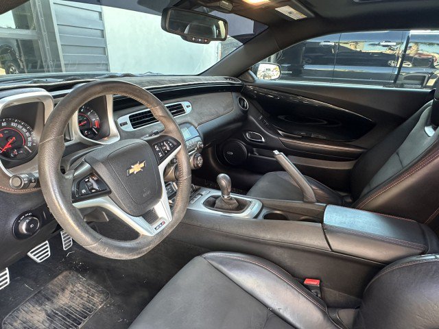 Used 2012 Chevrolet Camaro ZL1 RWD image 4