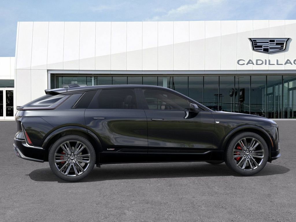 New 2026 Cadillac Lyriq V image 5