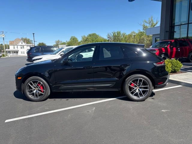 Used 2023 Porsche Macan S AWD/4WD image 9