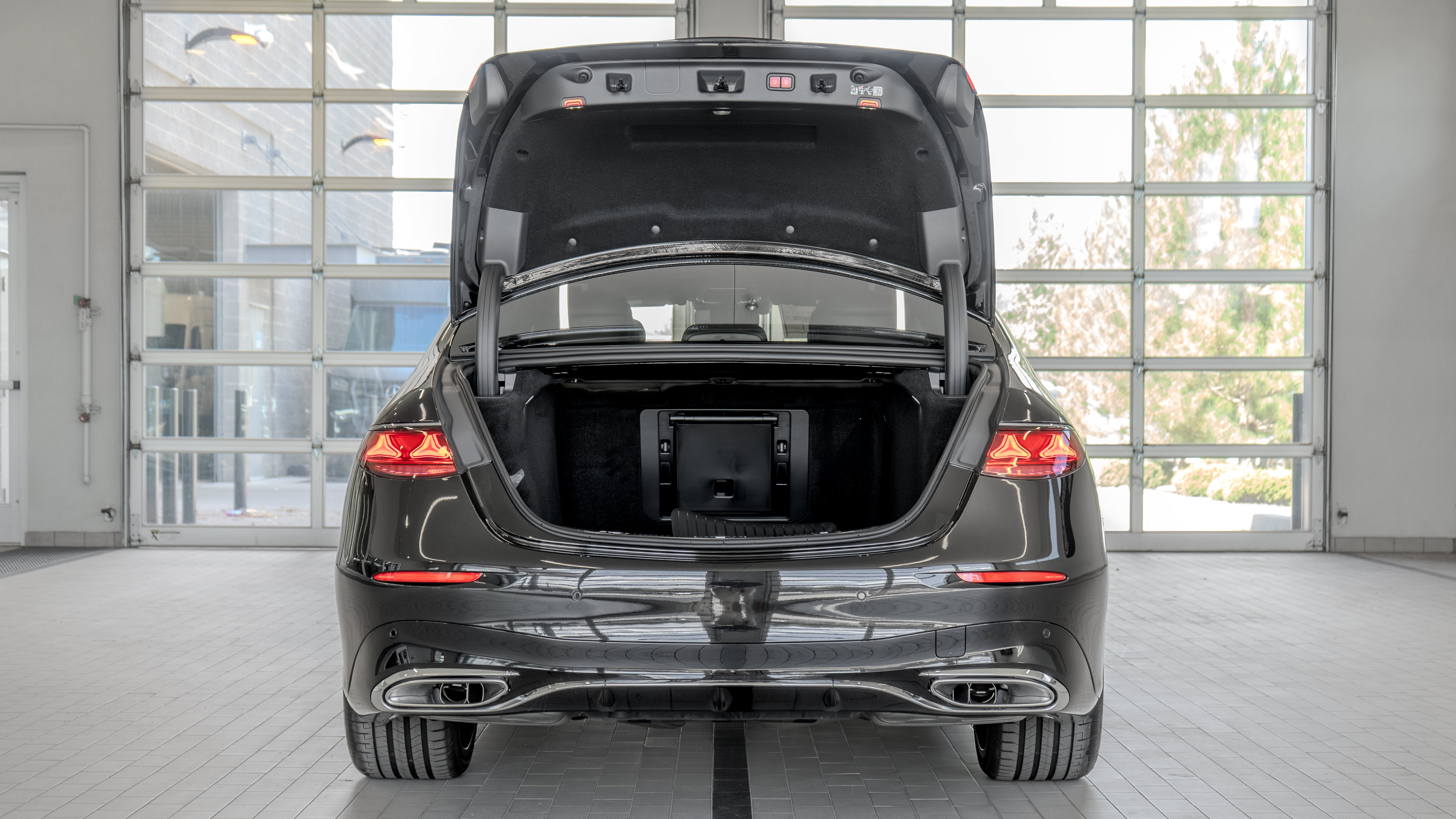 New 2027 Mercedes-Benz S 580 4MATIC Sedan image 16