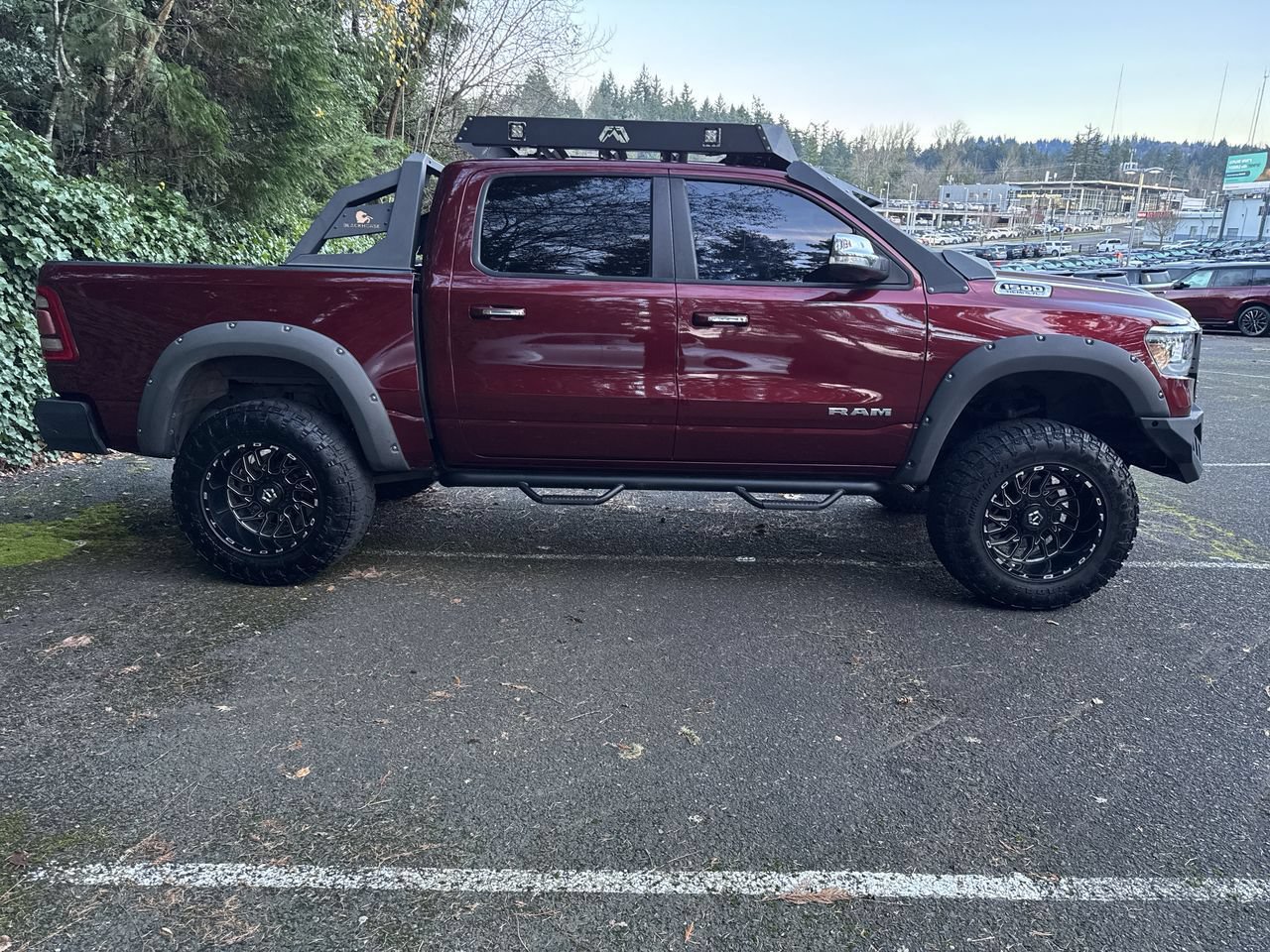Used 2019 RAM 1500 Laramie AWD/4WD image 6