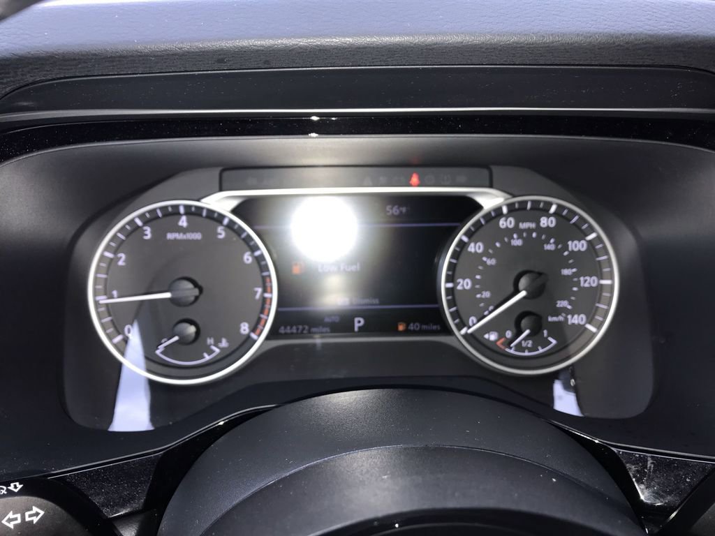 Used 2023 Nissan Pathfinder SL w/ Black Appearance Package image 15