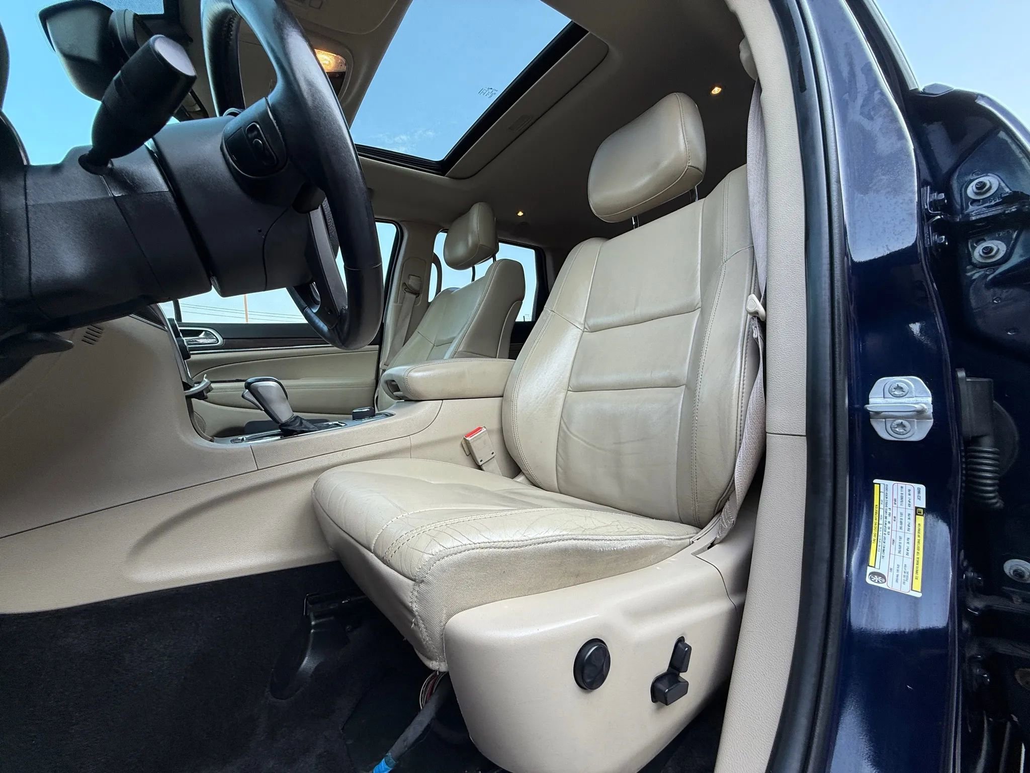 Used 2018 Jeep Grand Cherokee Limited image 9