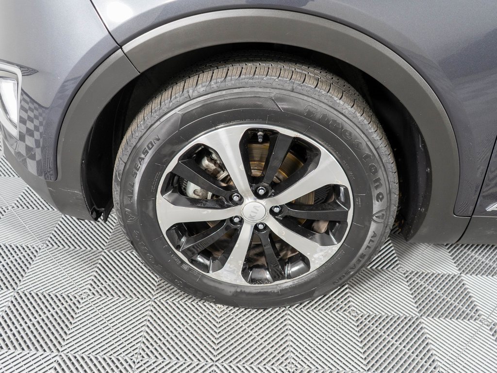 Used 2016 Kia Sorento EX image 24