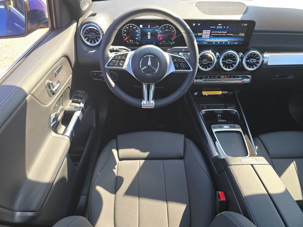 New 2026 Mercedes-Benz GLB 250 4MATIC image 25