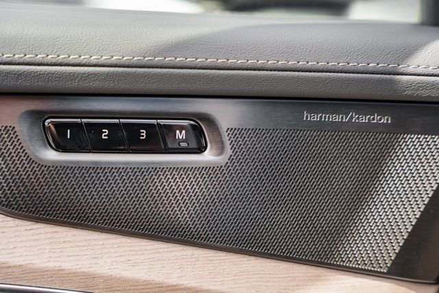 Used 2026 Volvo XC90 B6 Ultra w/ Protection Package Premier image 36