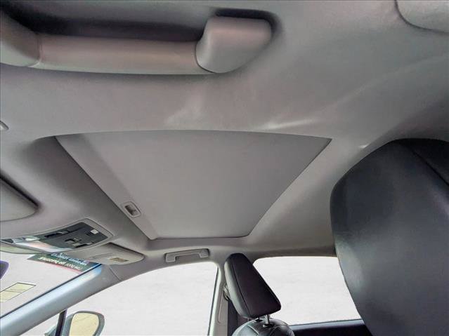 Used 2017 Lexus RX 450h AWD w/ Cold Weather Package image 22