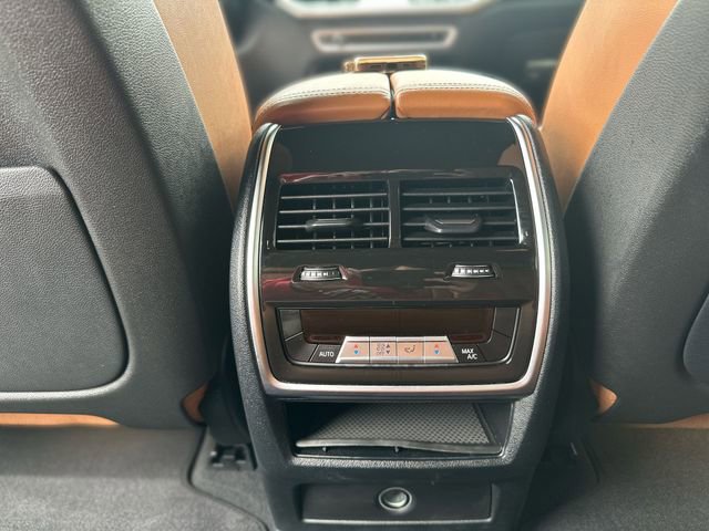Used 2023 BMW X5 xDrive40i w/ Premium Package AWD/4WD image 23