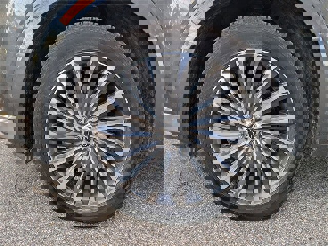 Used 2023 Hyundai Palisade Calligraphy image 21