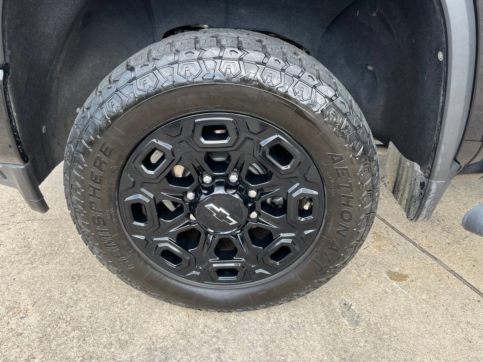 Used 2022 Chevrolet Silverado 3500 LTZ w/ LTZ Plus Package AWD/4WD image 7