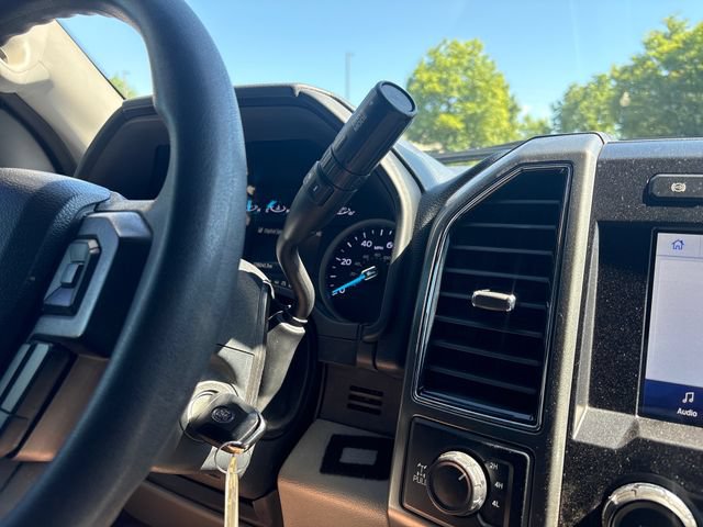 Used 2022 Ford F350 XLT w/ XLT Premium Package AWD/4WD image 24