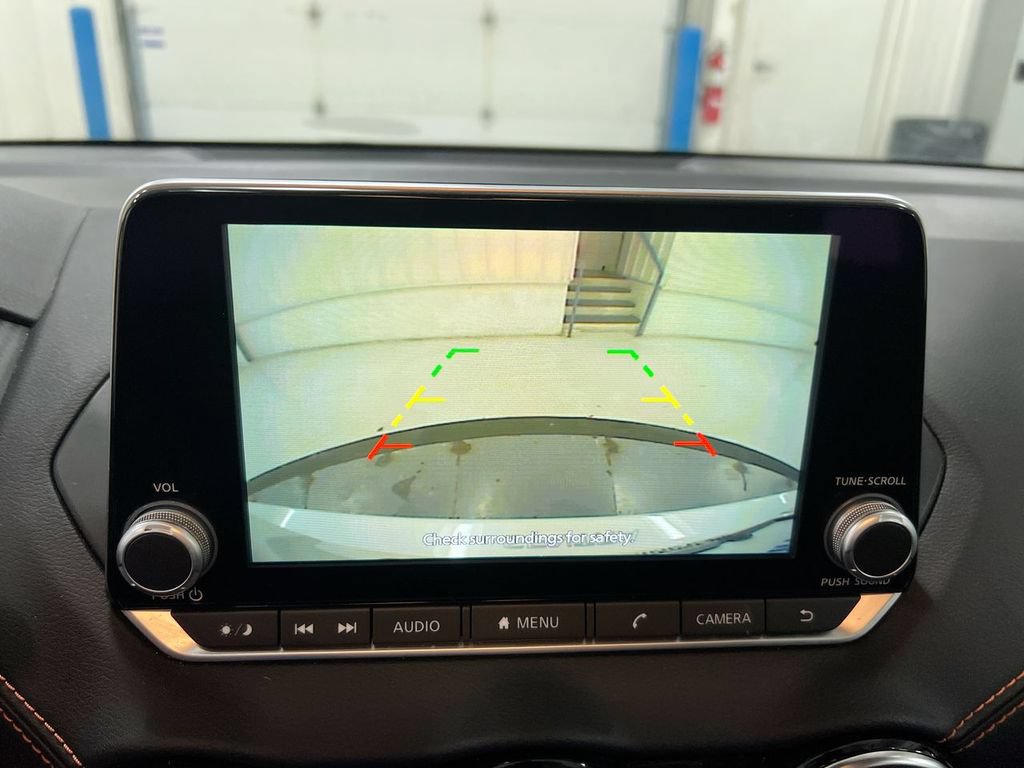 Used 2022 Nissan Sentra SR w/ Electronics Package FWD image 15