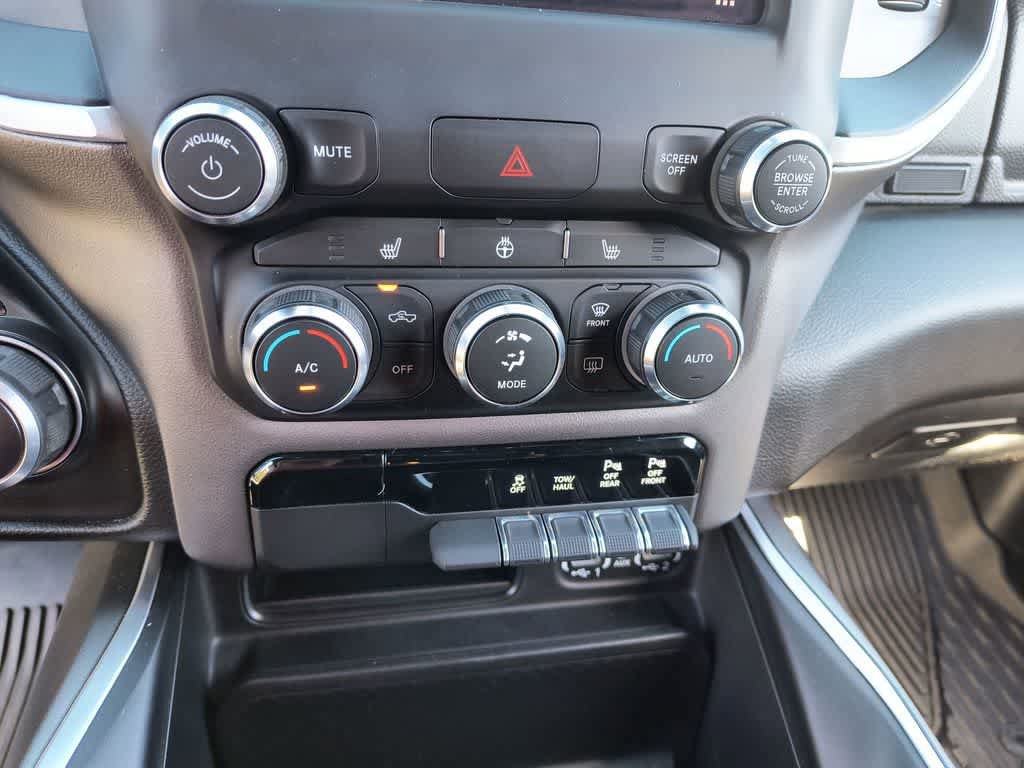 Used 2022 RAM 1500 Big Horn AWD/4WD image 18