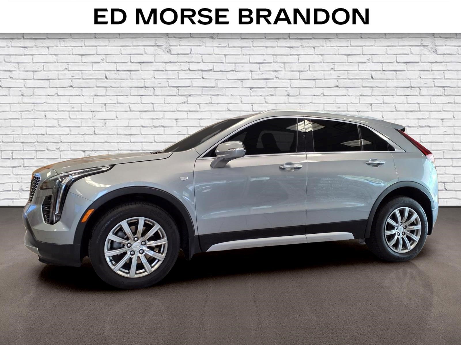 Certified 2023 Cadillac XT4 Premium Luxury w/ Technology Package FWD image 2