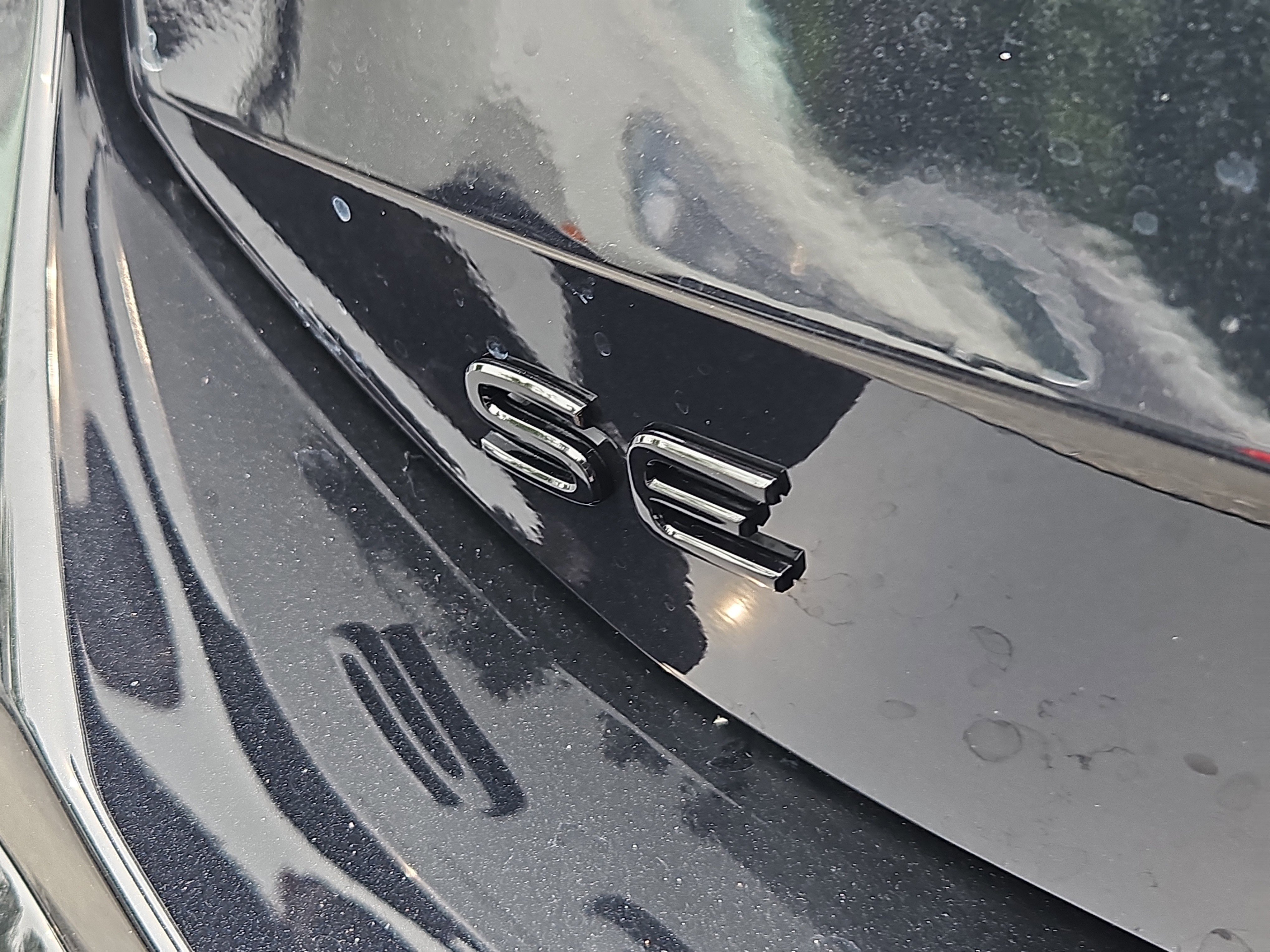 New 2025 Volkswagen Tiguan SE R-Line image 4