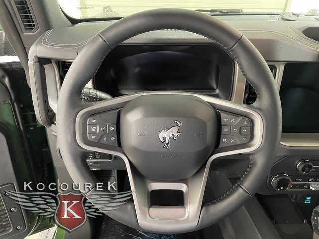 New 2025 Ford Bronco Outer Banks w/ Sasquatch Package image 14