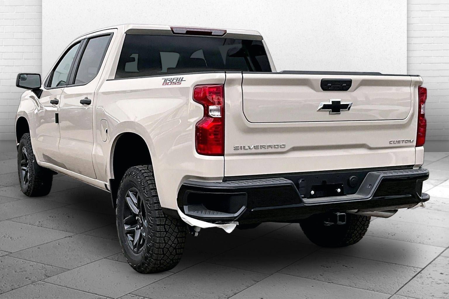 New 2026 Chevrolet Silverado 1500 Custom Trail Boss AWD/4WD image 3