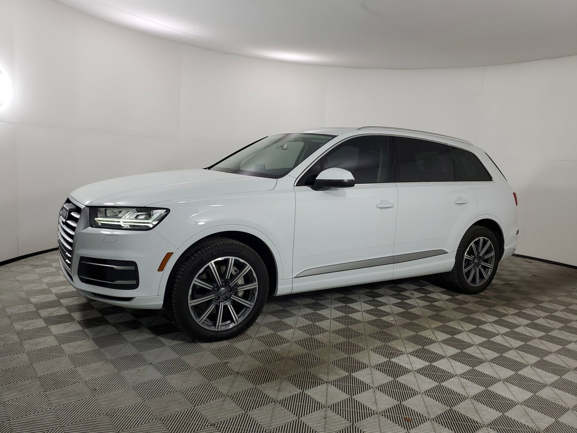 Used 2017 Audi Q7 3.0T Premium Plus image 5