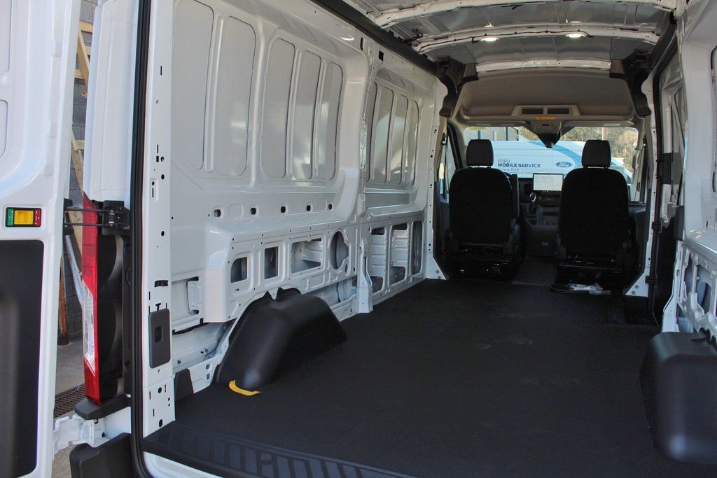 New 2026 Ford Transit 350 148 Medium Roof RWD image 29