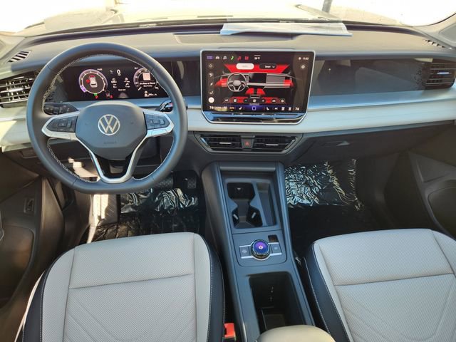 New 2026 Volkswagen Tiguan SE AWD/4WD image 24