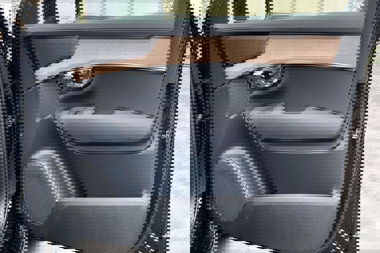 New 2026 Volvo XC90 B5 Plus image 31