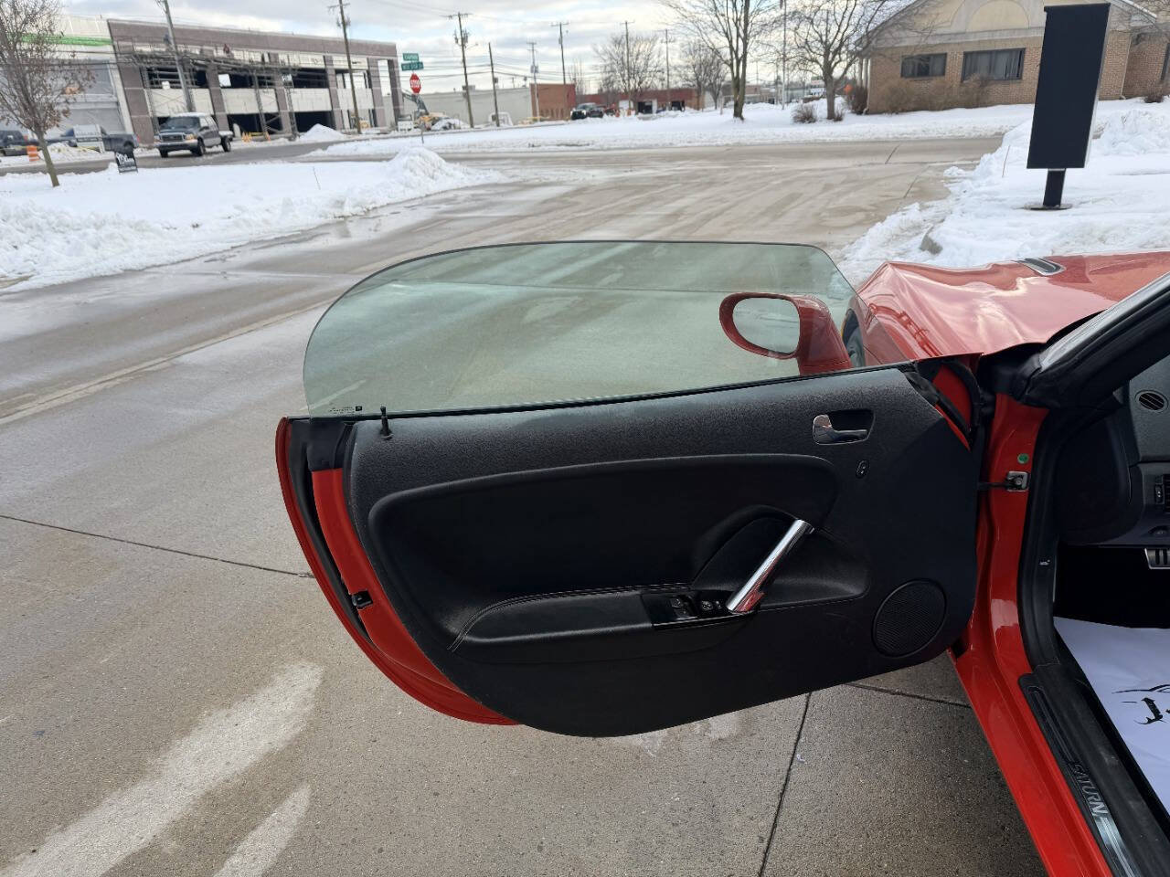 Used 2009 Saturn Sky w/ Premium Trim Package image 39