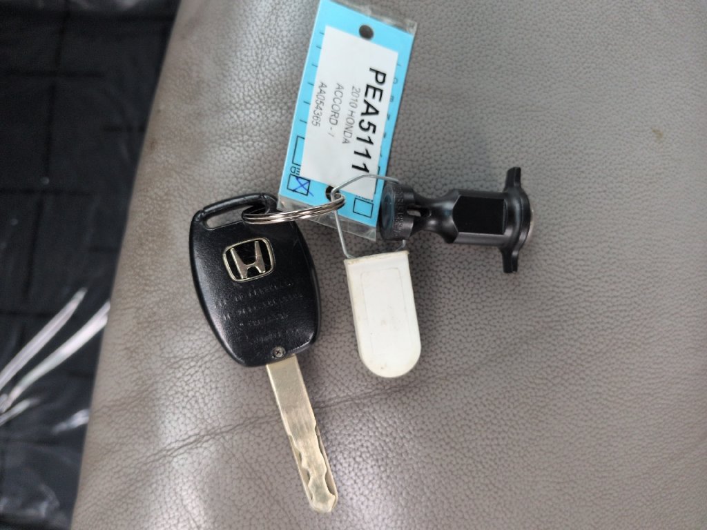 Used 2010 Honda Accord EX-L image 29