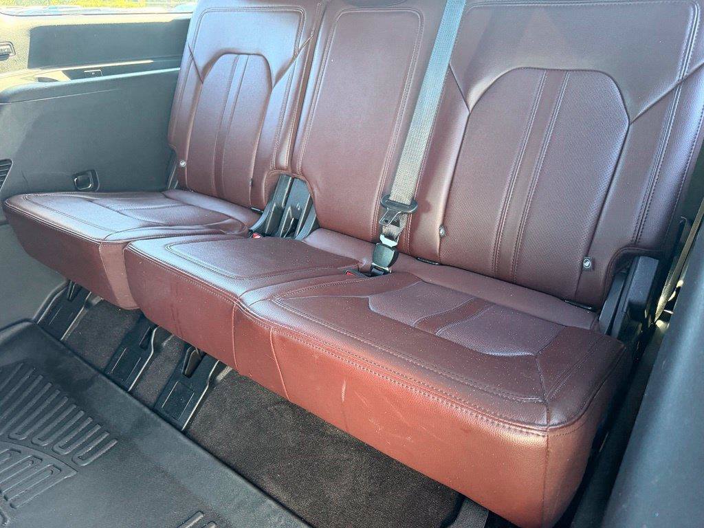 Used 2022 Ford Expedition Limited RWD image 12