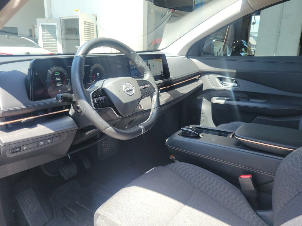 Used 2023 Nissan Ariya FWD image 14