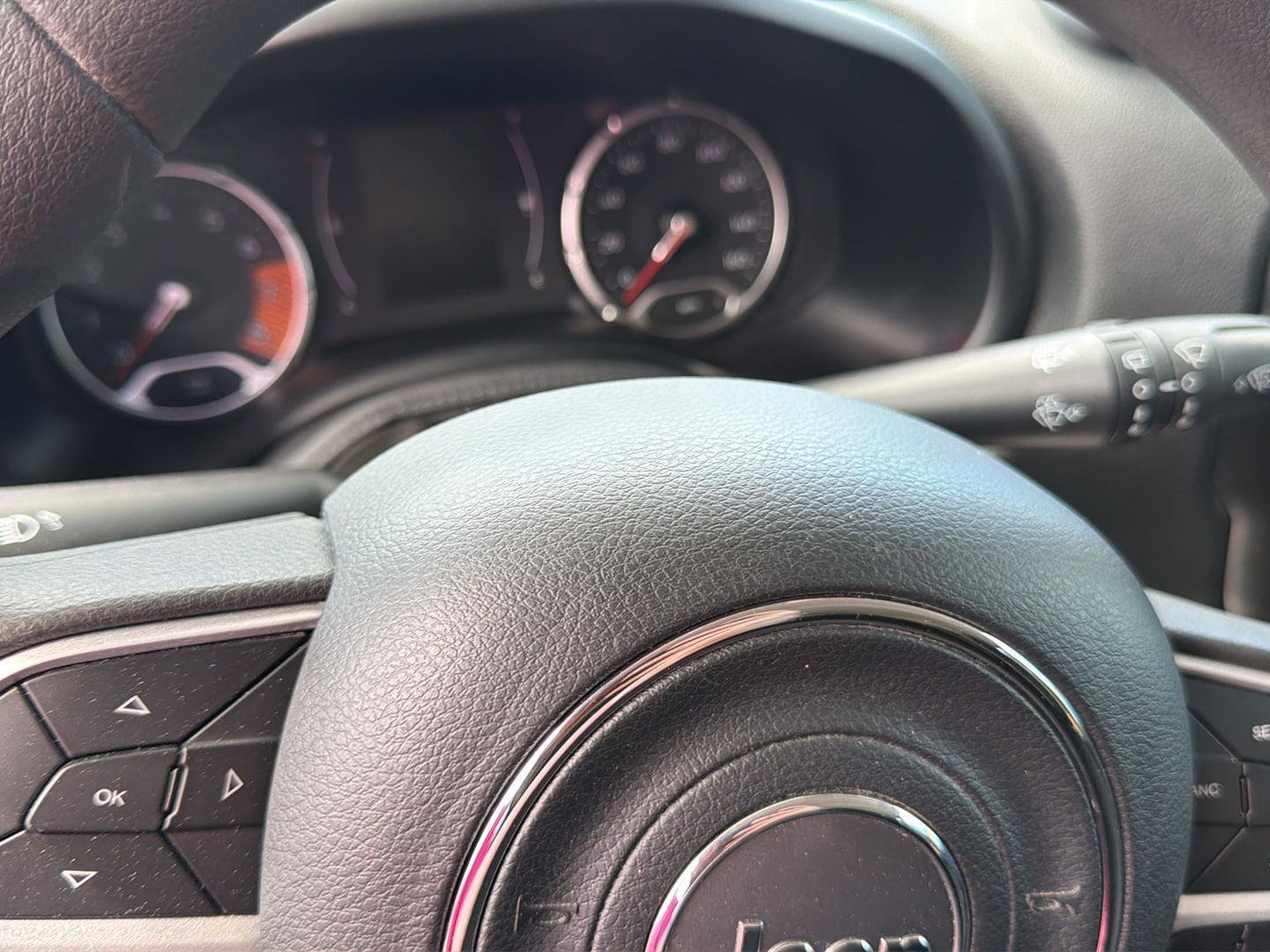 Used 2021 Jeep Renegade Sport w/ Sport Appearance Group AWD/4WD image 15