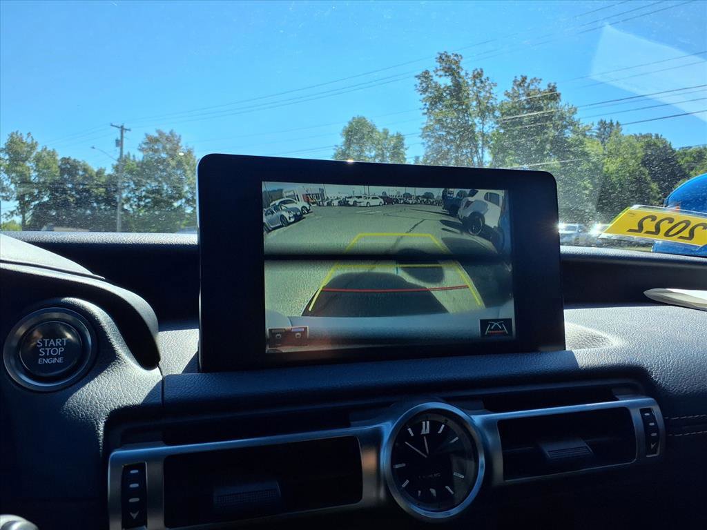 Used 2022 Lexus IS 350 F Sport image 11