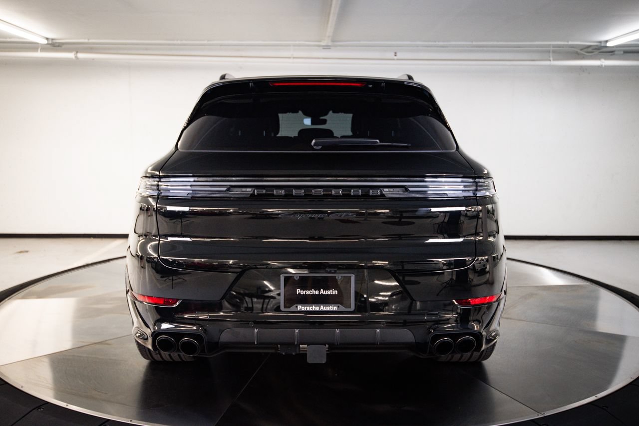 Certified 2026 Porsche Cayenne GTS AWD/4WD image 6