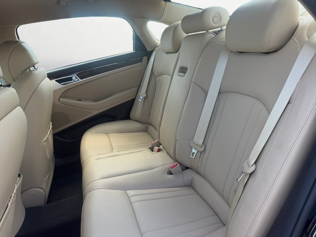 Used 2020 Genesis G80 3.8 RWD image 13