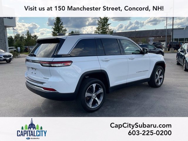 Used 2023 Jeep Grand Cherokee Limited AWD/4WD image 6