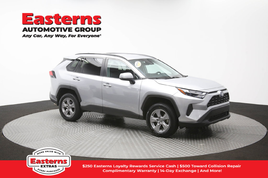Used 2024 Toyota RAV4 XLE AWD/4WD image 47