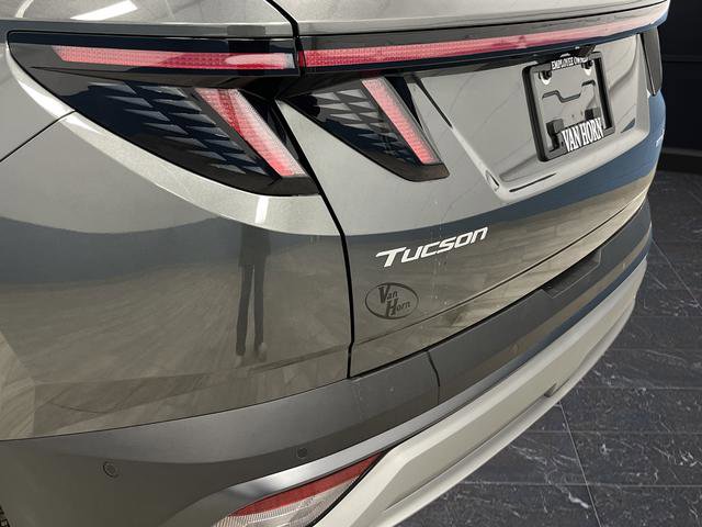 Used 2025 Hyundai Tucson Limited image 37