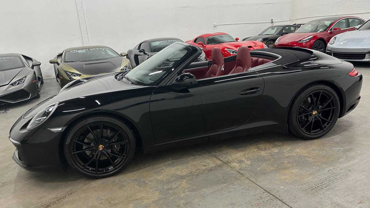 Used 2018 Porsche 911 Carrera image 17