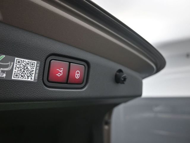 New 2026 Mercedes-Benz E 450 4MATIC Sedan image 29