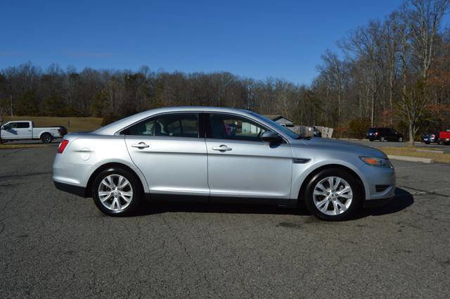 Used 2011 Ford Taurus SEL w/ 201A Rapid Spec Order Code image 58