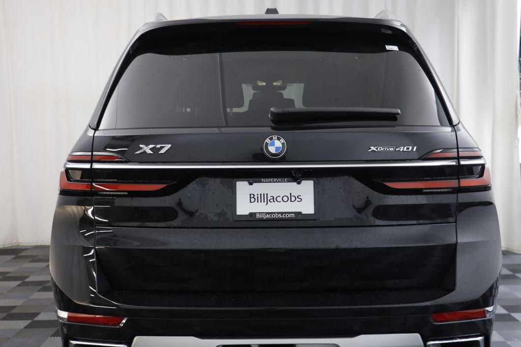 Certified 2024 BMW X7 xDrive40i w/ Executive Package image 18